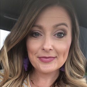 Meet your Posher, Robin